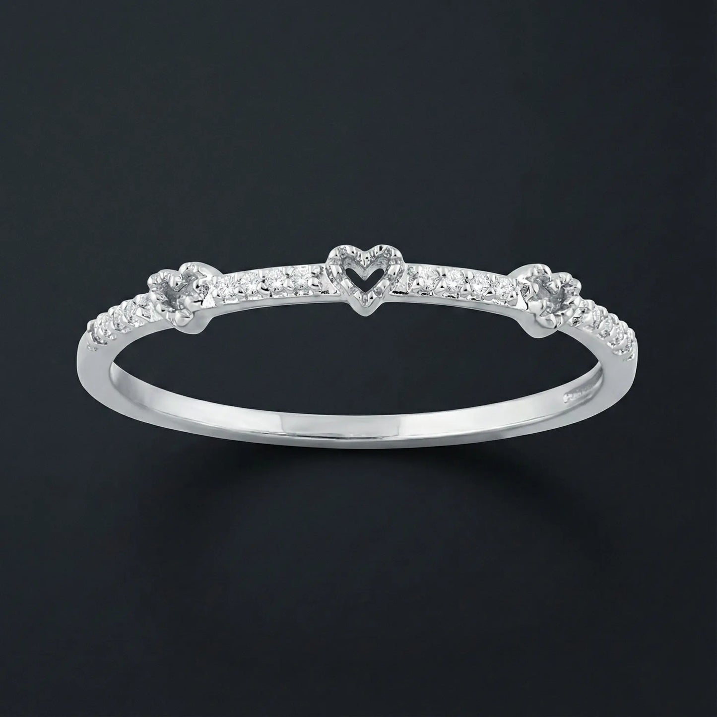 Three Heart Diamond Ring Orilucent
