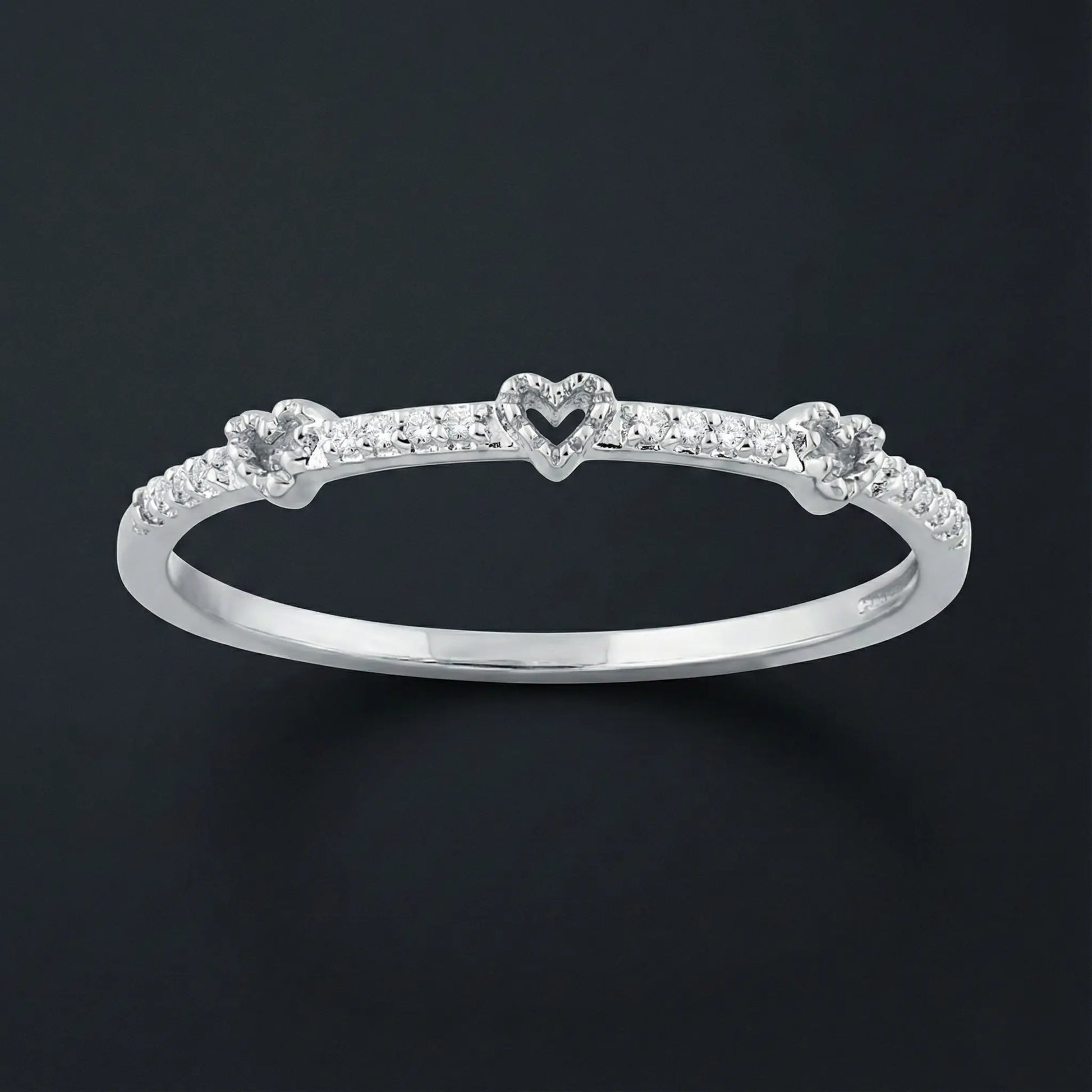 Three Heart Diamond Ring Orilucent
