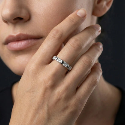 Heart Cluster Diamond Band Ring Orilucent