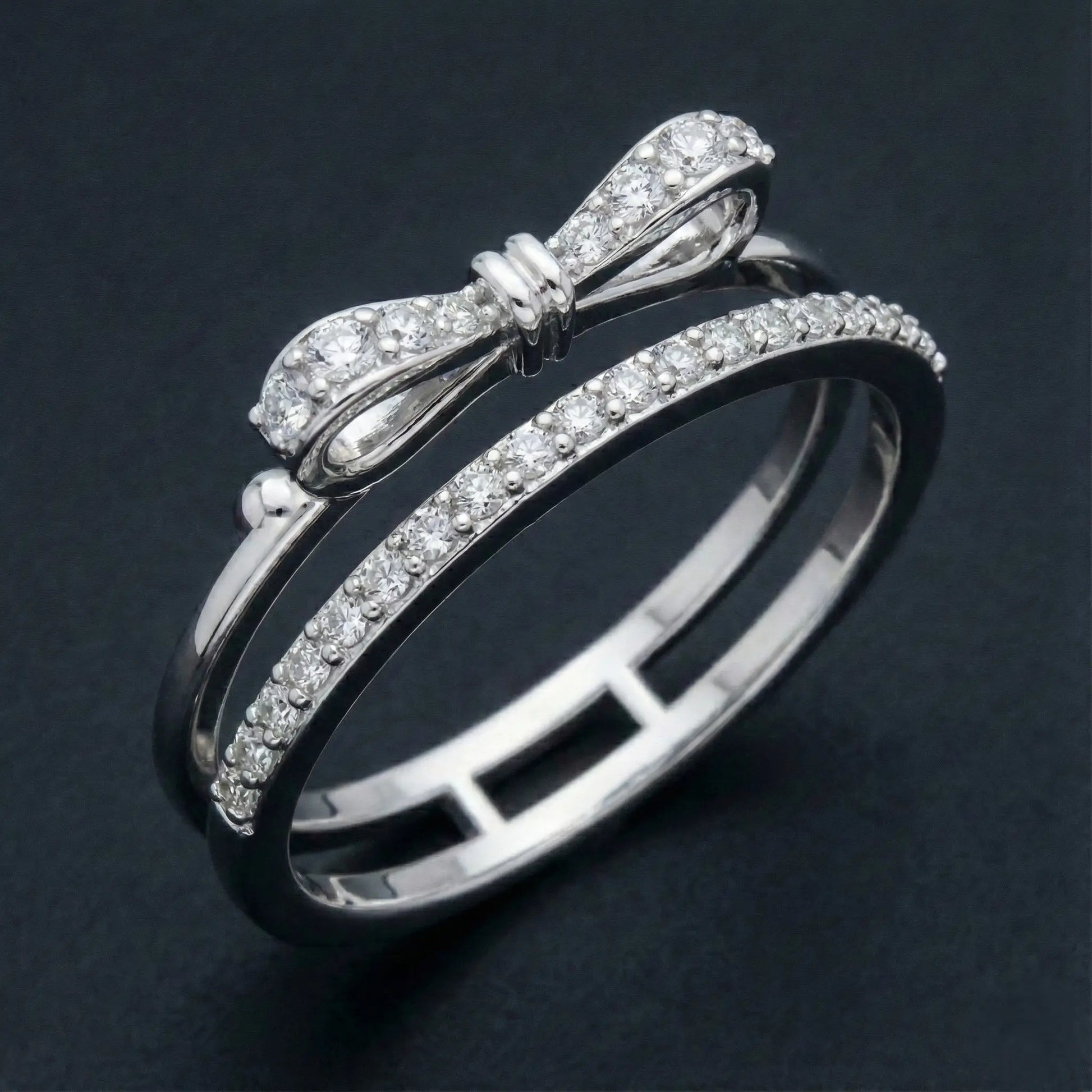 Diamond Bow Split Band Ring Orilucent