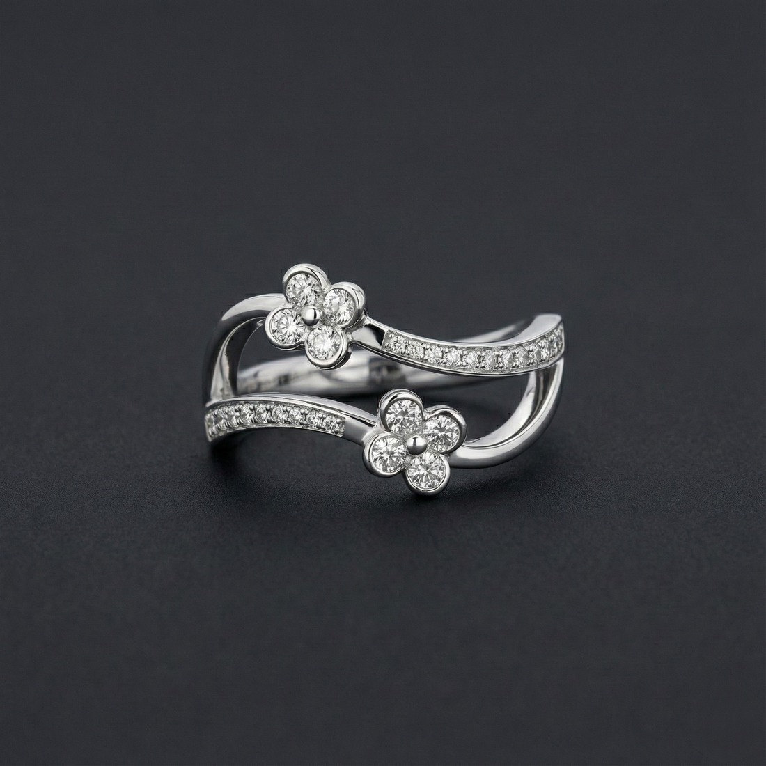 Two Leaves Diamond Ring Orilucent