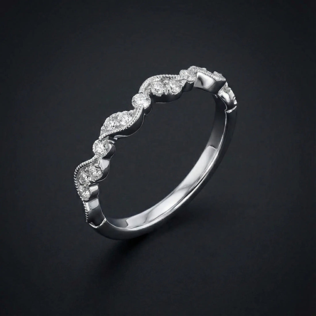 Diamond Wave Band Ring Orilucent